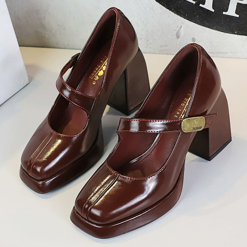Scarpe BIGTREE Retro con Tacco - Shoe Tree recensione e prezzo